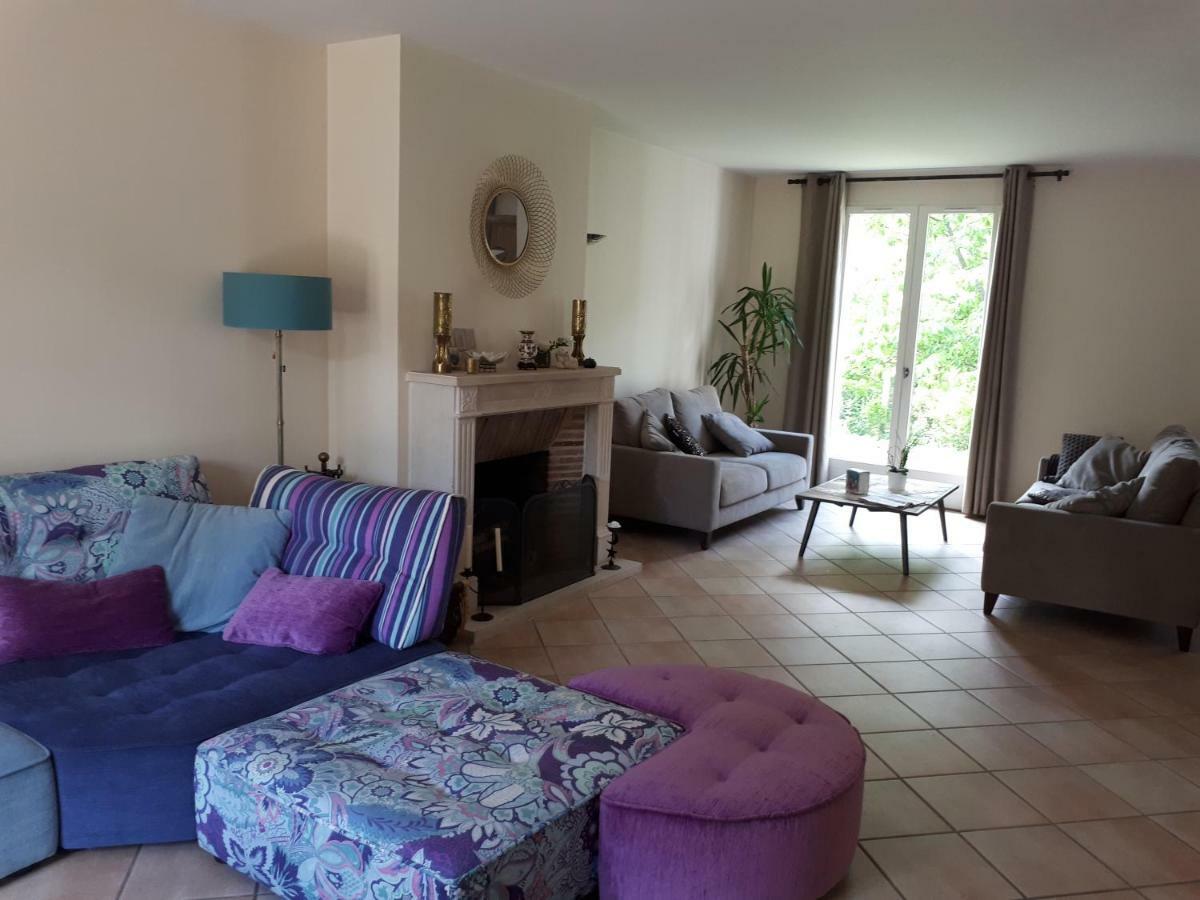 Au Chat Perché Mareil-sur-Mauldre Exterior foto