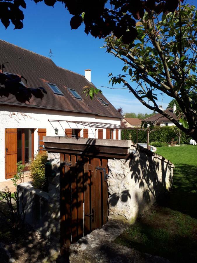 Au Chat Perché Mareil-sur-Mauldre Exterior foto